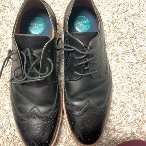 Men’s dress shoes